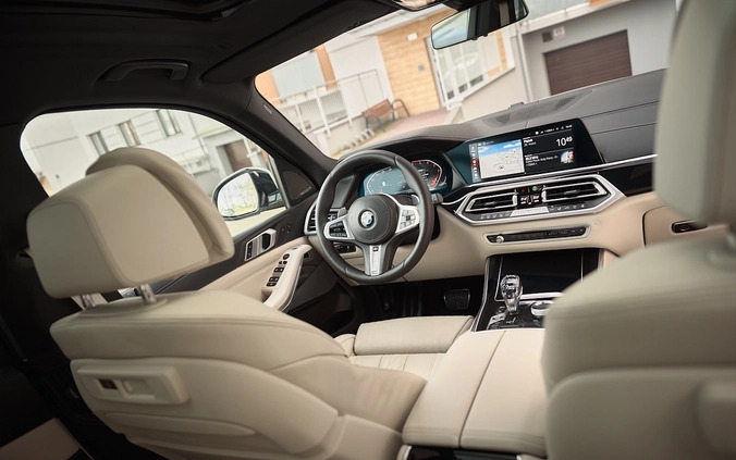BMW X5 cena 235700 przebieg: 159400, rok produkcji 2019 z Płock małe 781